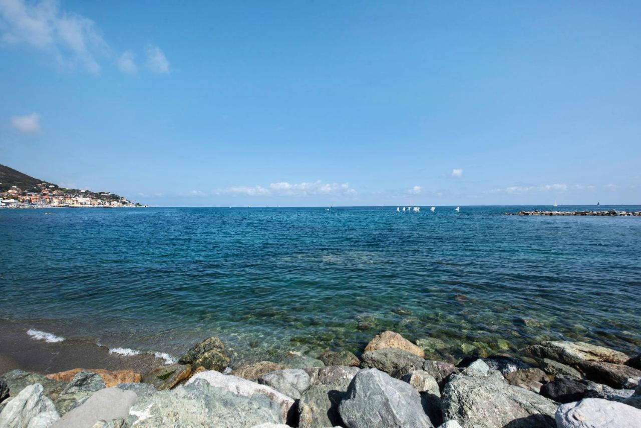 Casa Gocce Di Cristallo Varazze Eksteriør bilde